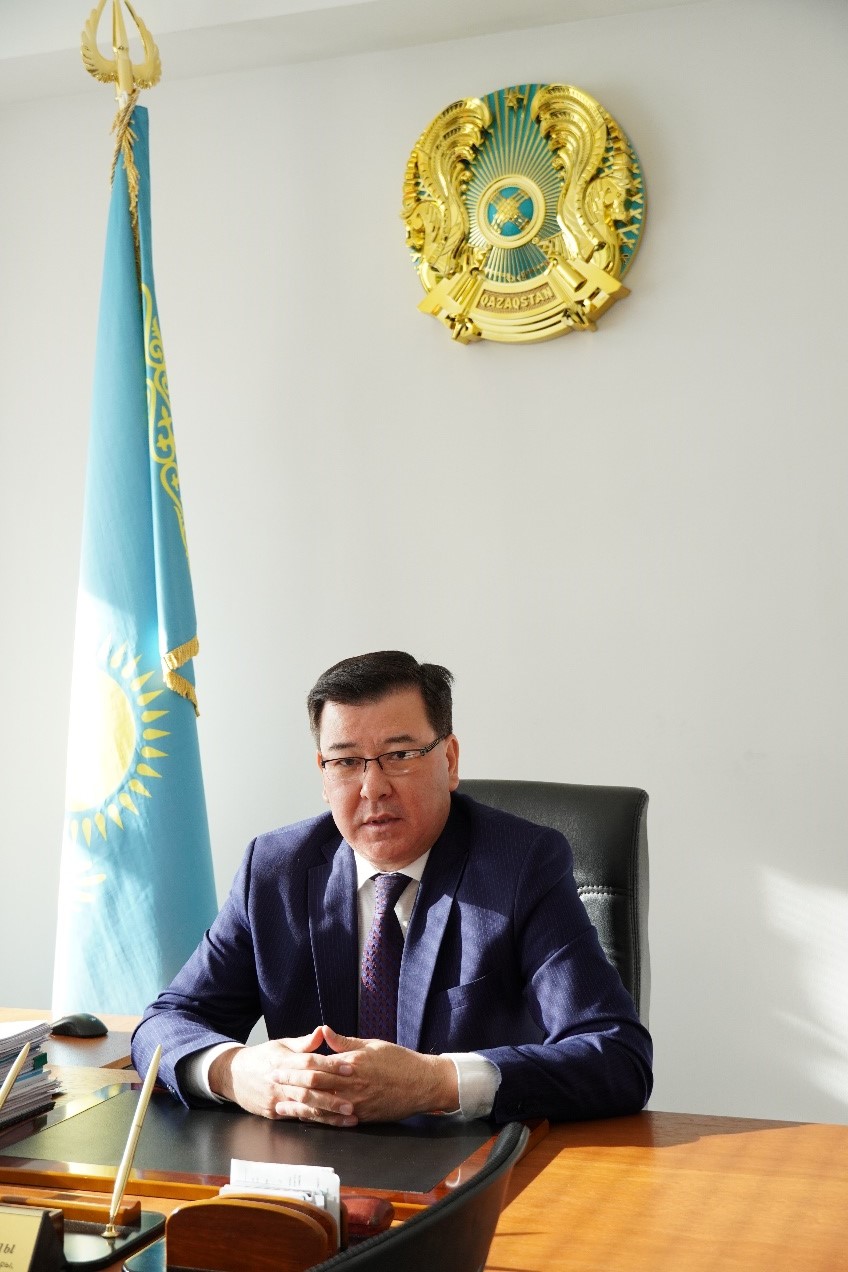 Шымкент   университетінің ректоры  университет ұжымын Ғылым күнімен құттықтады.