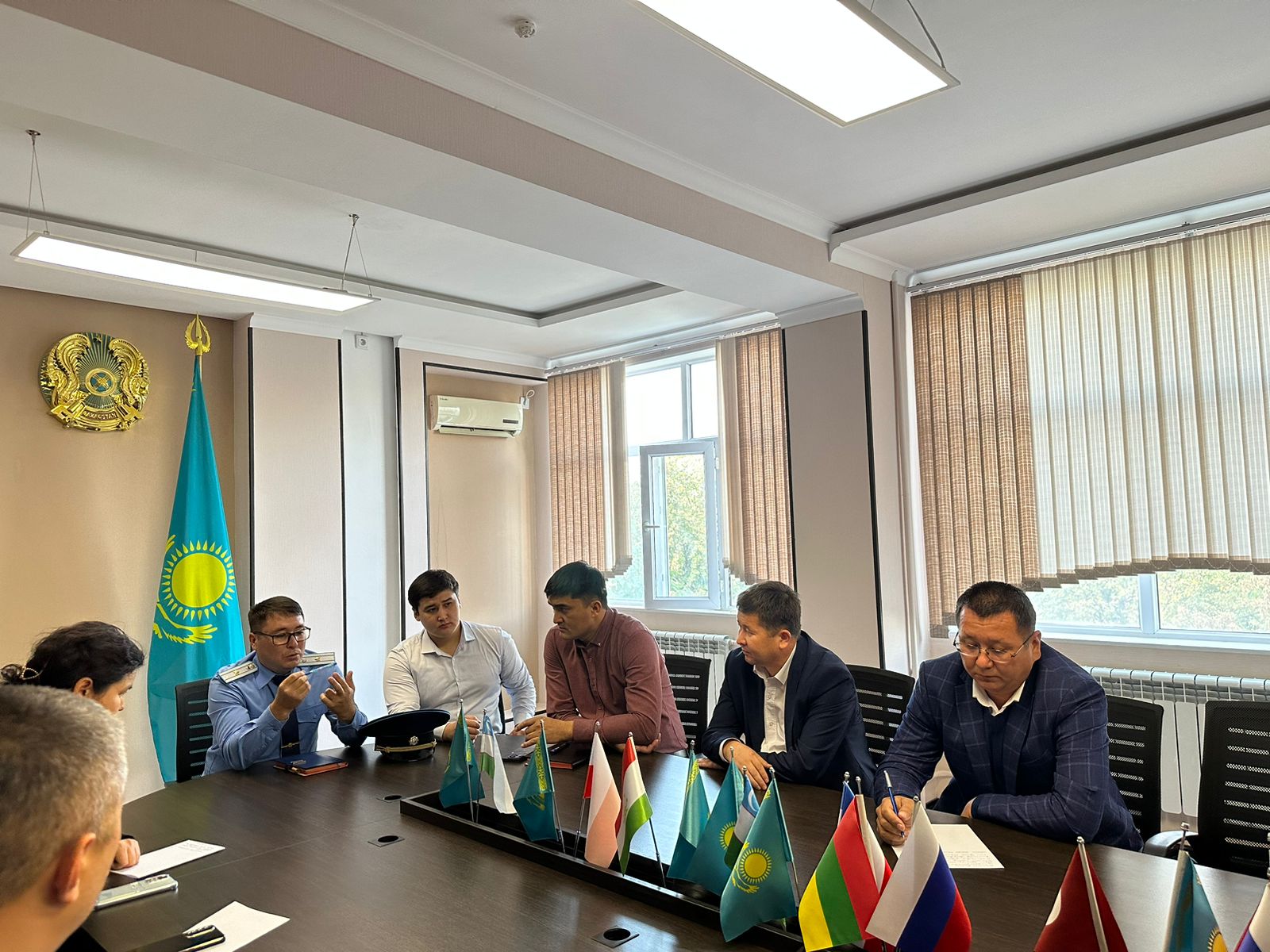 Прокуратура  қызметкерімен кездесті